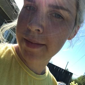 Meet your Posher, Jade